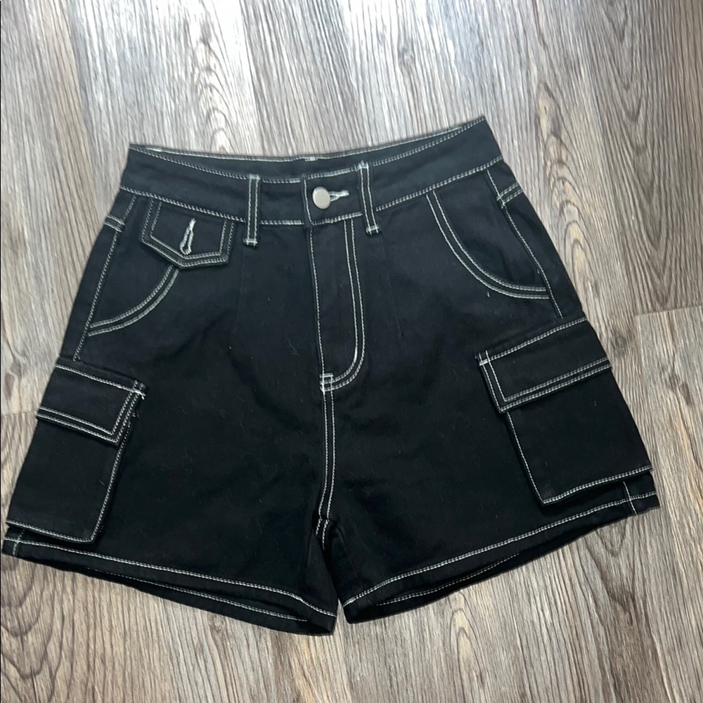 Black Women's Cargo Shorts
